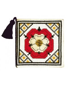 Porte-aiguilles Rose Tudor. Kit broderie point de croix sur toile Aïda. Textile Heritage Collection 239559