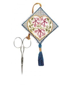 Scissors keep Tudor hearts