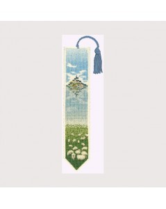 Mont Saint-Michel. Bookmark stitched by counted cross stitch kit on Aïda fabric. Le Bonheur des Dames 4522