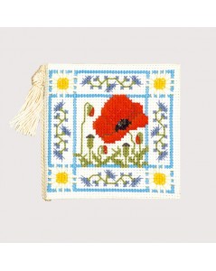 Porte-aiguilles champ de coquelicots. Kit broderie point de croix, point compté. Textile Heritage Collection