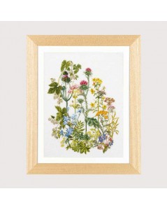 Flowers. Picture embroidered in cross stitch on linen fabric. Design by Thea Gouverneur G0424