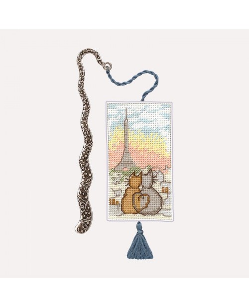 Two cats and the view on the Eiffel Tower. Bookmark embroidered by cross stitch. Le Bonheur des Dames 4615