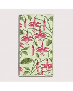 Spectacle case Fuchsias to cross stitch. Embroidery kit Le Bonheur des Dames. Item n° 3238