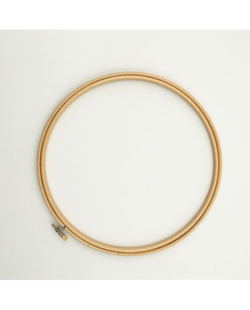 Wooden embroidery hoop with a screw. Le Bonheur de Dames. EH10