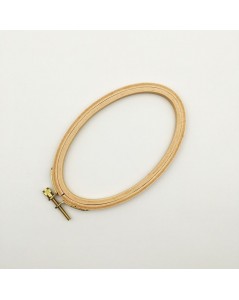 Oval wooden embroidery hoop with a screw. Le Bonheur de Dames. EHO6