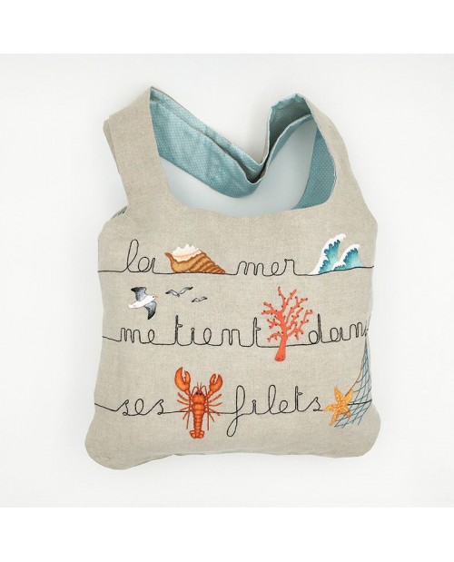 Kit broderie sac en lin avec motif marin, homard, étoile de mer, mouette, vague. Le Bonheur des Dames 2914_M. Sac monté. Kit broderie sac en lin avec motif marin, homard, étoile de mer, mouette, vague. Le Bonheur des Dames 2914_M. Sac monté.