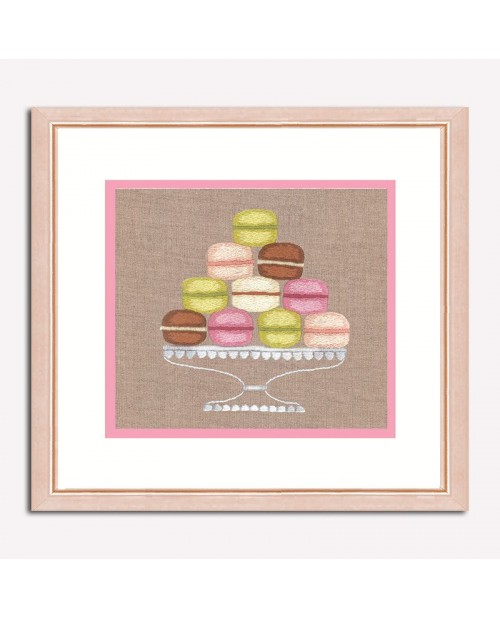 Macaron pyramide. Printed design to stitch by traditional embroidery stitches. Le Bonheur des Dames 1531