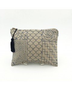 Linen pochette embroidered by front stitch, printed motive, style Sashiko. Le Bonheur des Dames 2951