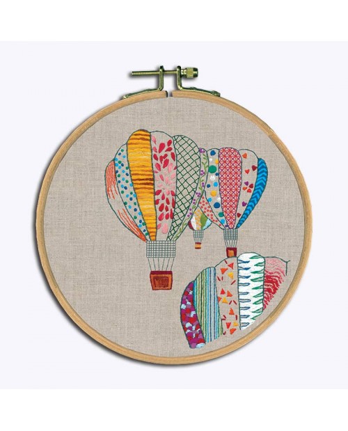 Traditional embroidery kits, with printed motive, hot air balloons in colours. Le Bonheur des Dames 1547