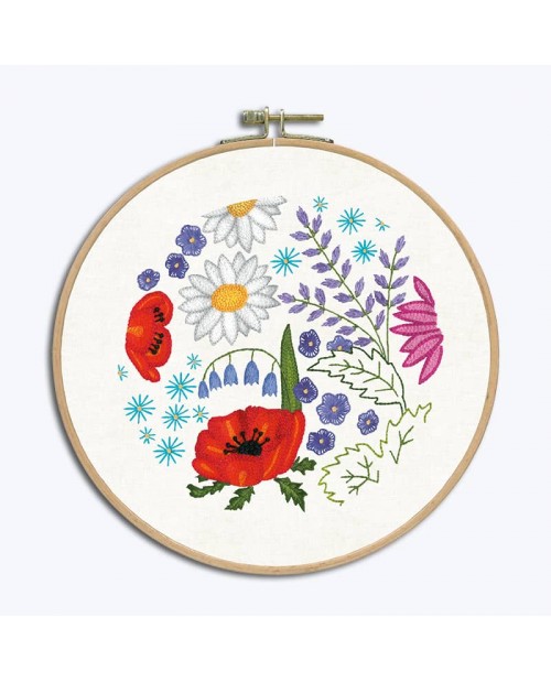 Flowers - poppies. Traditional embroidery kit on printed fabric. Le Bonheur des Dames 1552