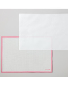 Applique mat and ironing sheet. Clover