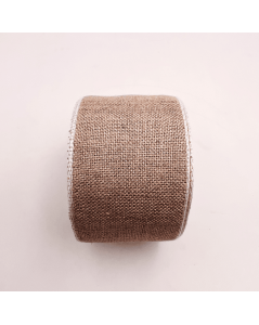 A roll of a band made of natural even-weave linen with white border - 5 cm.  Le Bonheur des Dames BD80