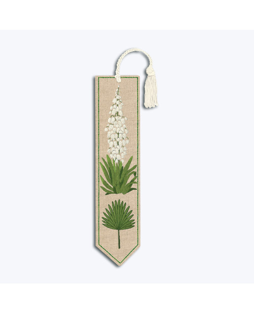 Marque-page imprimé à broder façon traditionnelle. Motif fleurs blanches, yucca. Le Bonheur des Dames. 4730